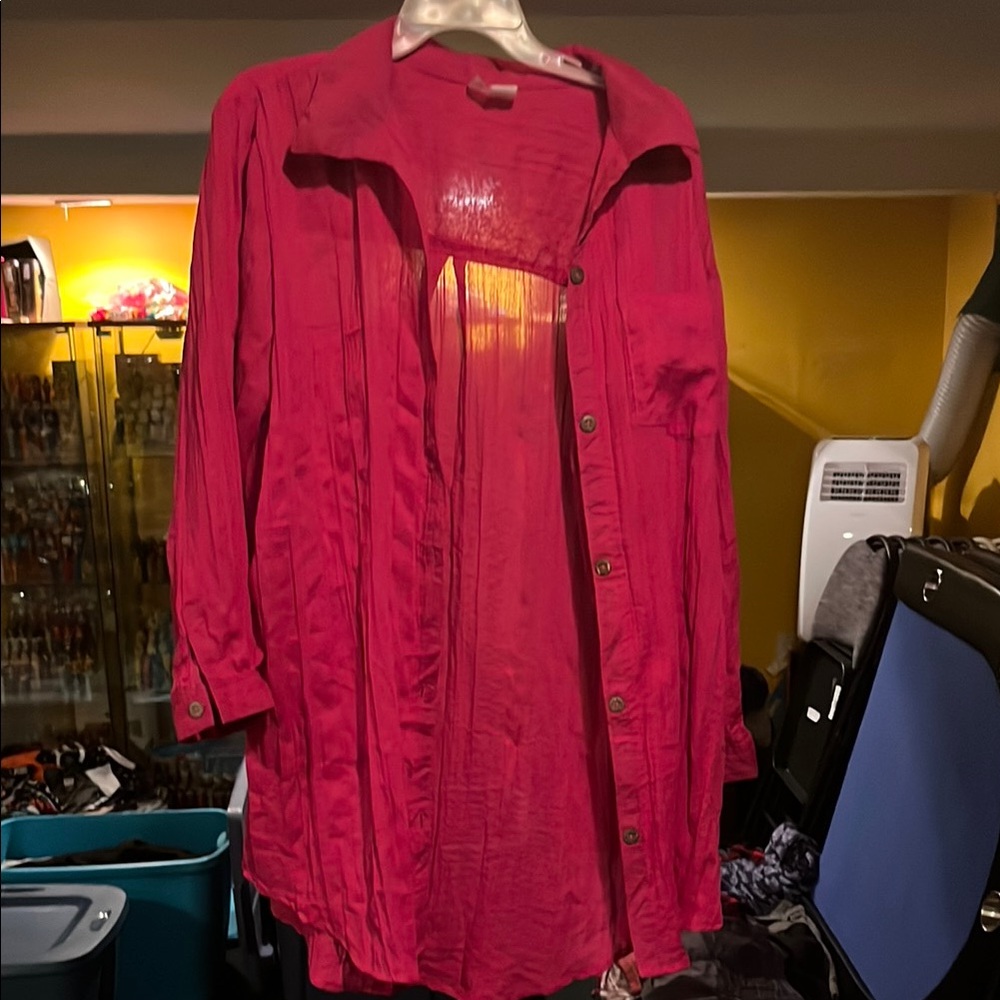 Chic Fuchsia Button-Up Blouse